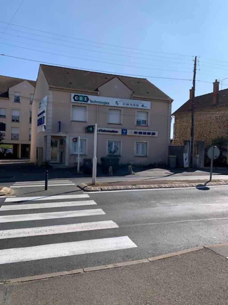Facade Rue - Bureau - Dammarie-les-lys (Copy)