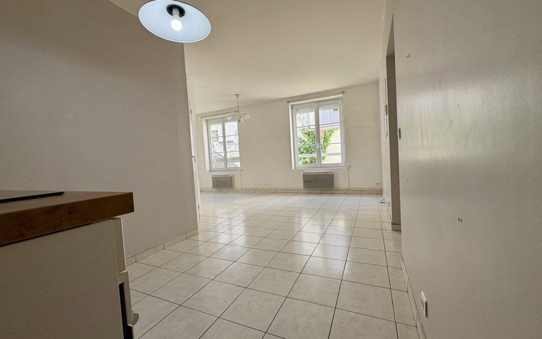 MELUN – Studio – 28,85 m² – 575 €/mois CC