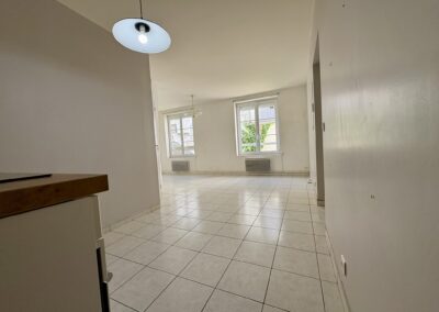 MELUN – Studio – 28,85 m² – 575 €/mois CC