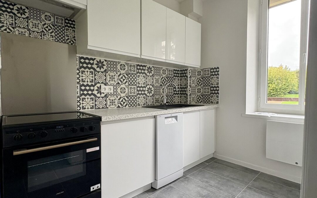 VENEUX LES SABLONS – T3 – 1000 €/MOIS CC